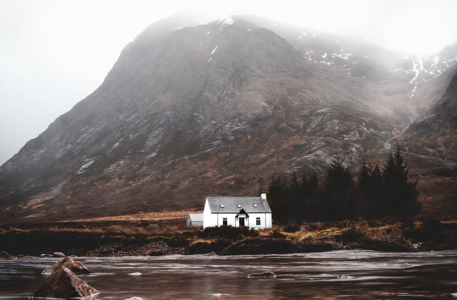 Laganarbh Hut